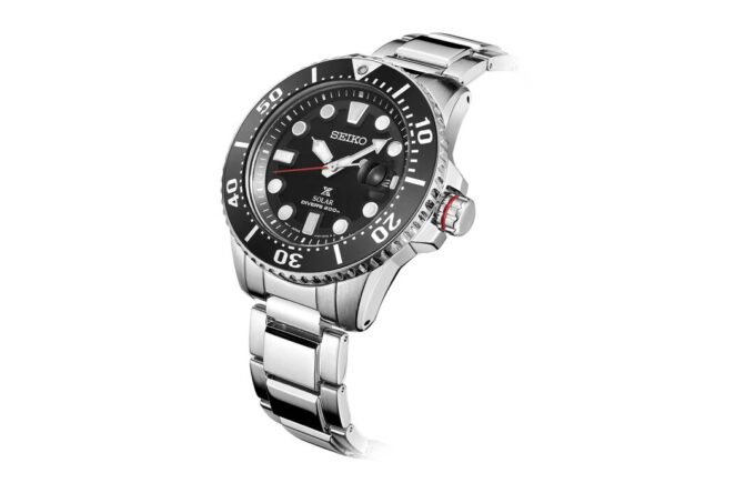 Ceas casual Black Warrior cu energie solară, rezistent la apă până la 200 m