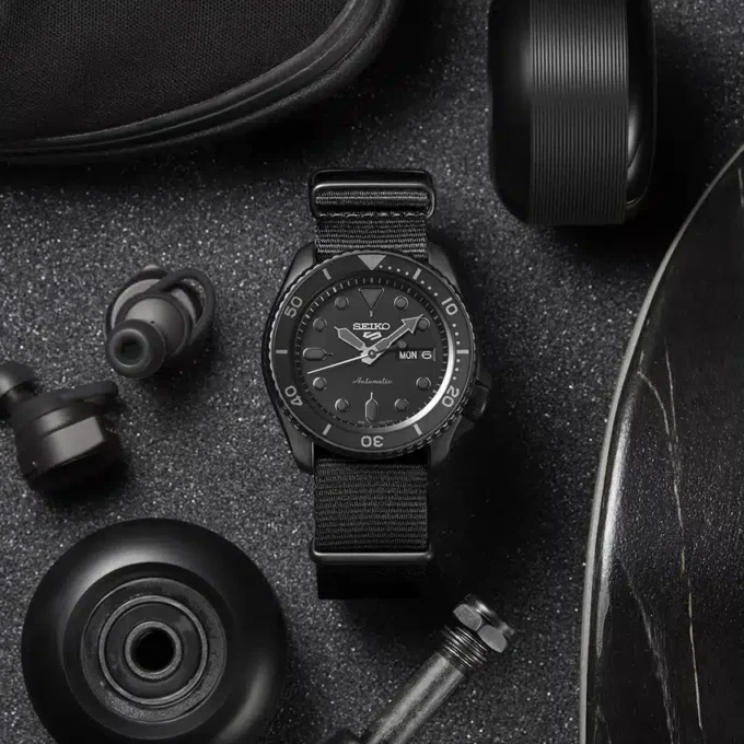 SRPD79 Seria 5 Sports SKX SRPD79 Seria 5 Sports SKX