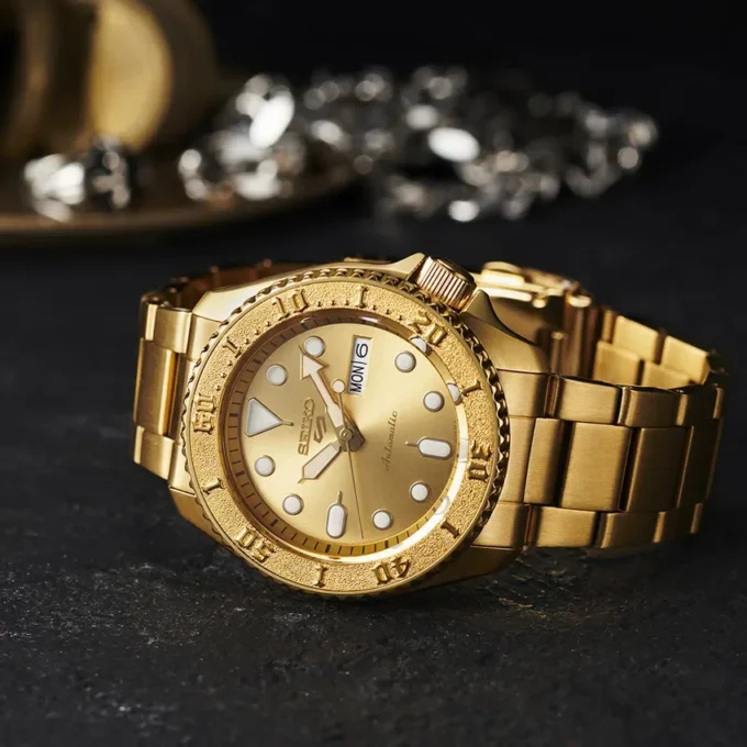 SRPE74 Seria 5 Sports SKX SRPE74 Seria 5 Sports SKX
